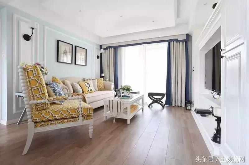 家装用石膏线装饰客厅墙壁造型图,石膏线装饰画