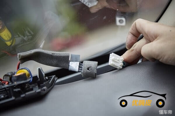 科鲁兹车主:来不及解释了!快上车!去听我的音响……