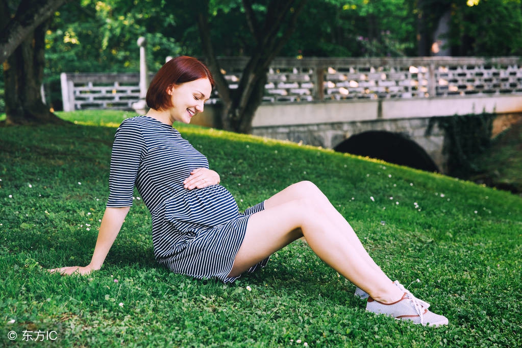 hcg和孕酮正常孕早期褐色分泌物,孕妈妈分泌物红褐色