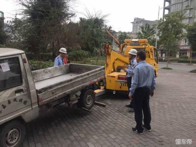 车被堵上不来挪车怎么解决,车子被堵教大家几种挪车方法