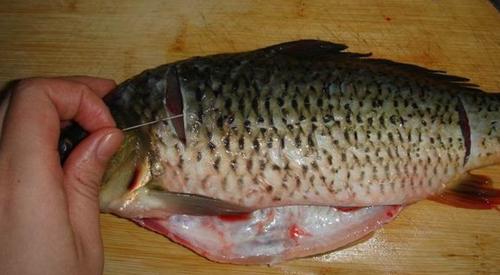 厨房烧焦的烟熏味怎么清除,生活常识巧妙去除异味