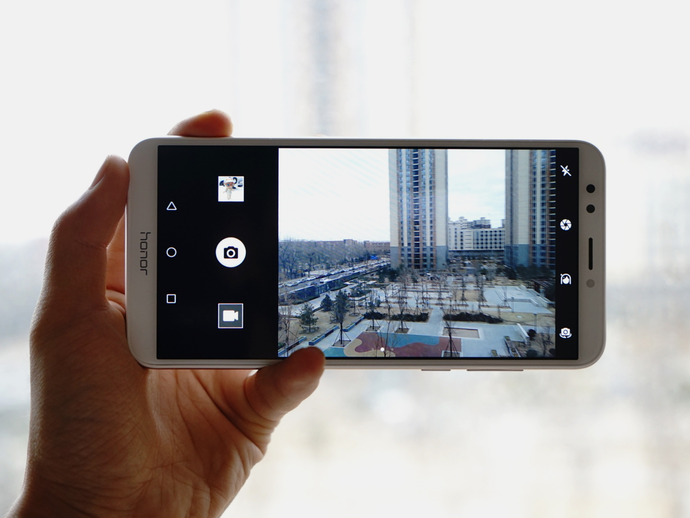 荣耀畅玩7c如何扩大内存,荣耀畅玩7c能玩王者荣耀吗