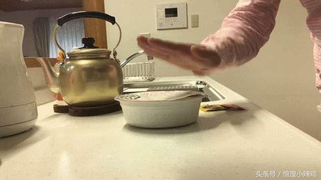 日清泡面小清新广告,日清拉面恶搞周边