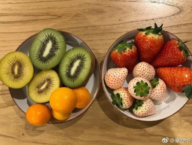 陈冠希吃的苹果,陈冠希吃的白草莓什么品种