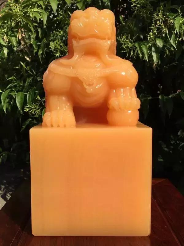 田黄寿山石真品图片,国宝级寿山石田黄