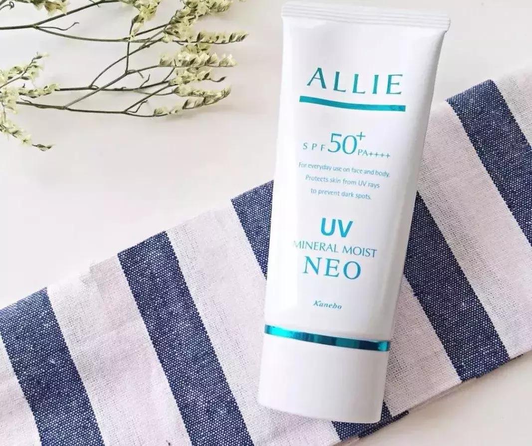 不想早变老的防晒方法,年轻不显老的防晒方法