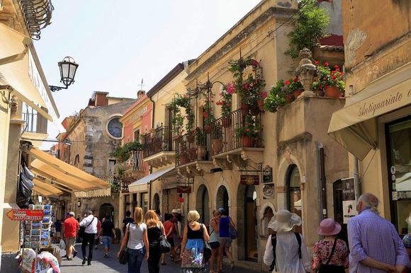 意大利西西里岛最漂亮的岛,意大利西西里的美丽传说