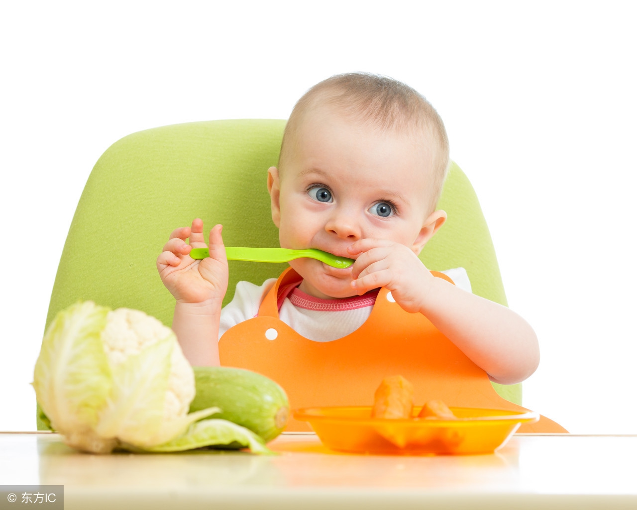六个月宝宝厌倦吃辅食怎么办,六个月的婴儿不好好吃辅食怎么办