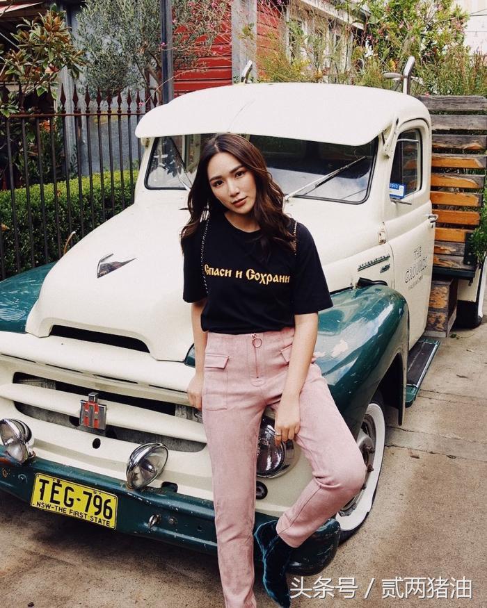 别再一成不变的穿你的Tee了，来些不一样的吧~