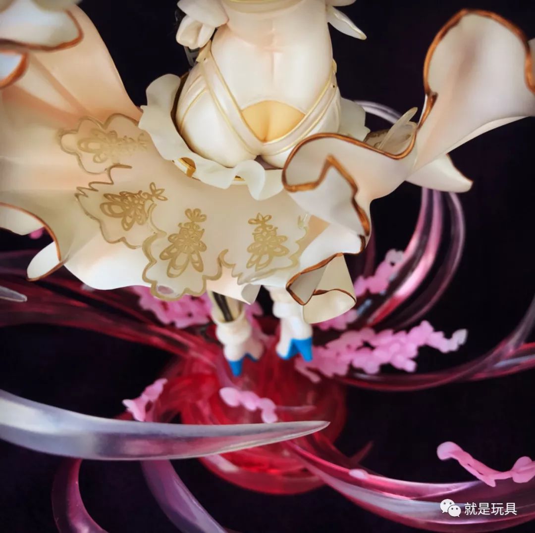 开盒｜Hobbymax纯白的蔷薇皇帝“花嫁尼禄”