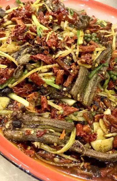 自贡人去成都多还是重庆多,自贡人在成都开的餐厅