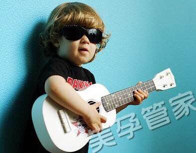 带孩子上早教课小孩不听话,2岁宝宝上早教不听话