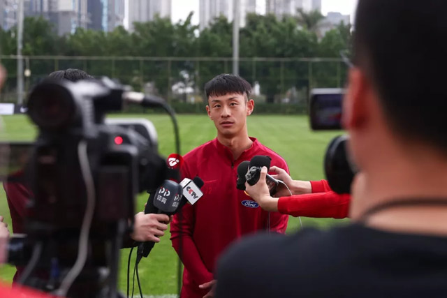 国足彭欣力表现如何,中国男足彭欣力