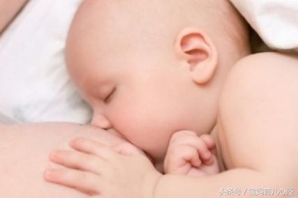 你家宝宝还含着乳头睡觉？赶紧改掉，严重的会影响生长发育！