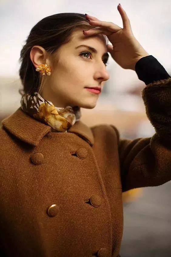 100款最漂亮的耳环,女士必备的几款经典耳环