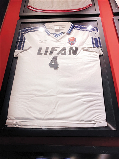 重庆足球风雨历程,重庆足球最辉煌的时代