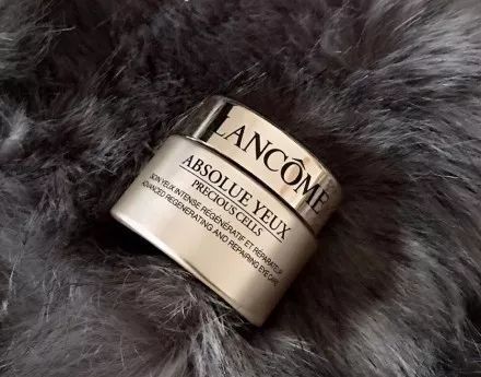 对抗皱纹神器,对抗皱纹有效的护肤品