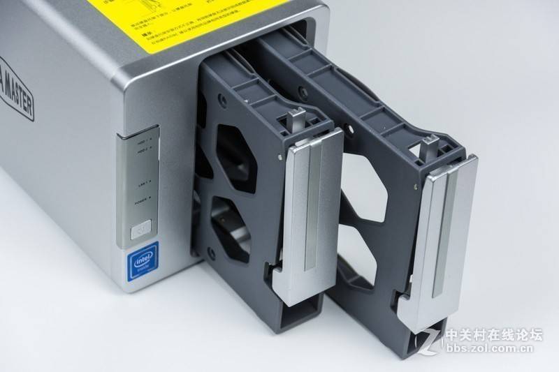 hgst10t纭洏,hgst纭洏娴嬭瘎