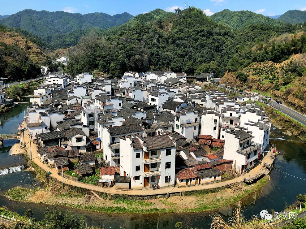 天青色等烟雨景德镇,天青色等烟雨景德镇文案