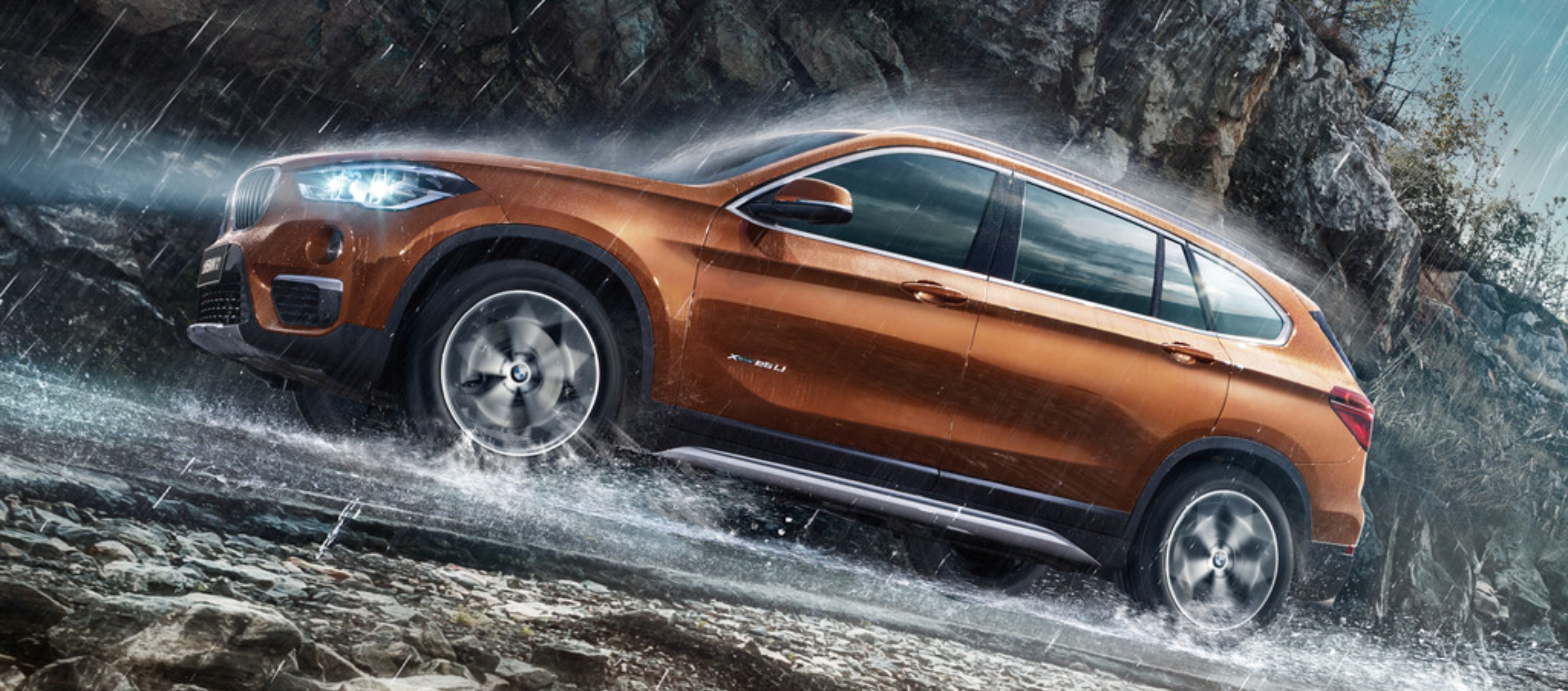 汽车车门漏雨处理方法,车子里面漏雨怎么办