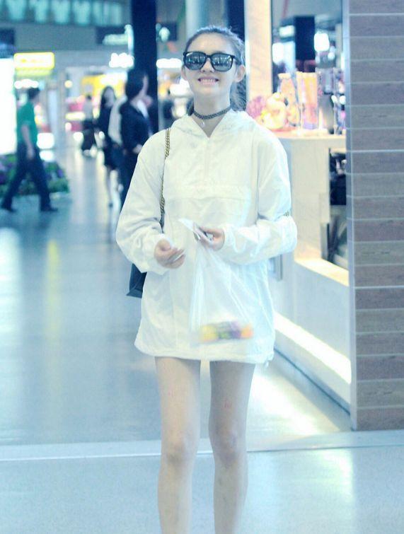 林允一个被演戏耽误的美妆博主,林允在哪里做美妆博主