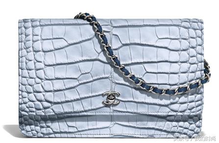 ChanelClutchwithChain最新款千万要慎入呀，看了就想买！