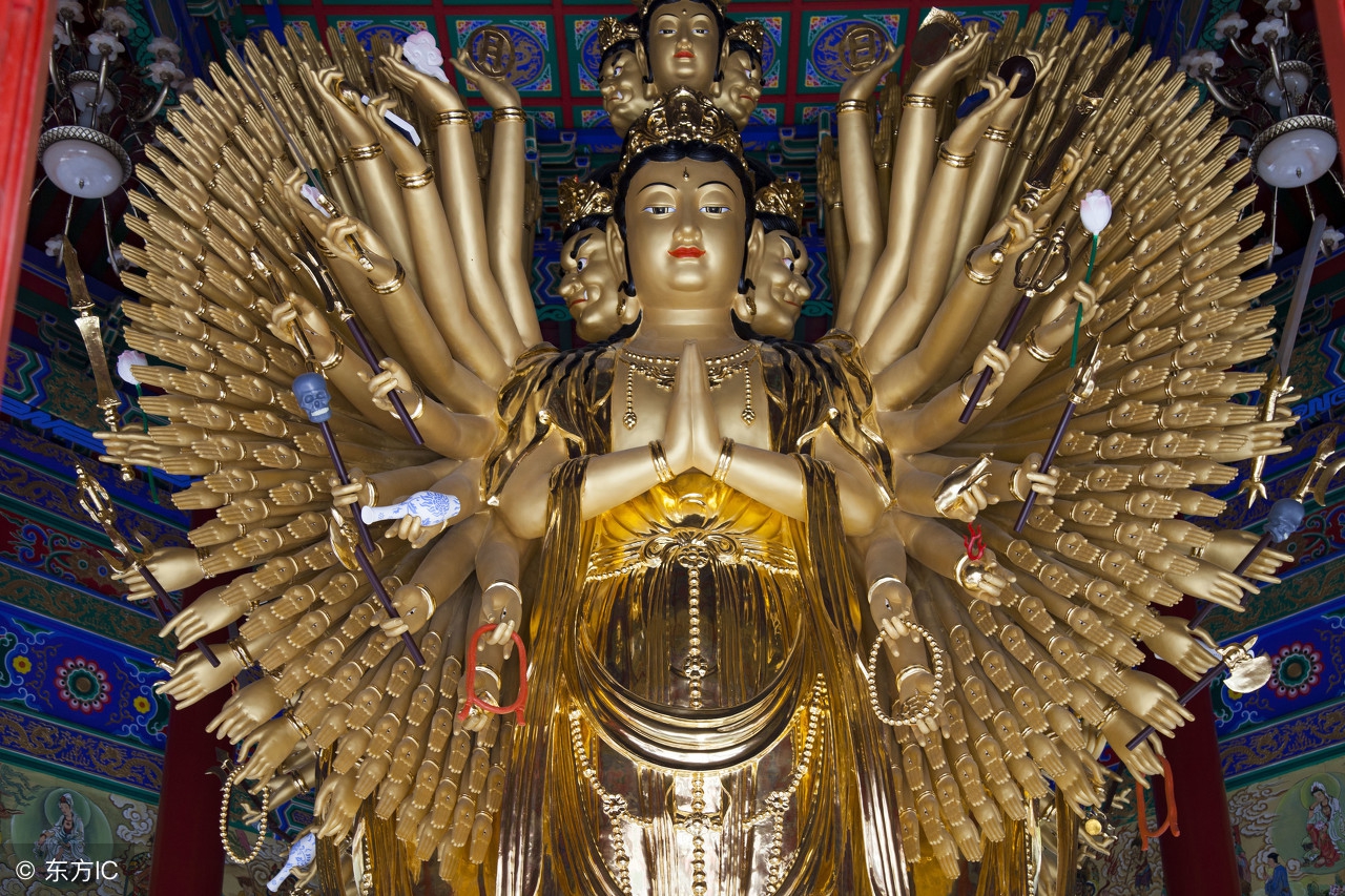 供奉佛像用香炉和鼎有什么区别,家里供奉佛像摆件保佑家人平安