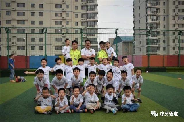 最好的儿童足球俱乐部,足球俱乐部少儿足球