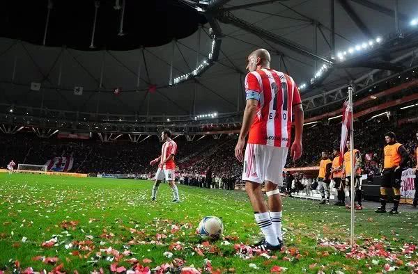 贝隆射门,贝隆踢球风格