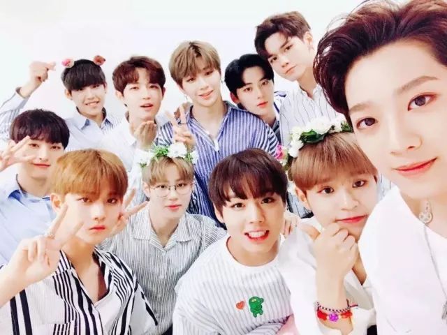 wannaone大型男团,韩国组合wannaone直播