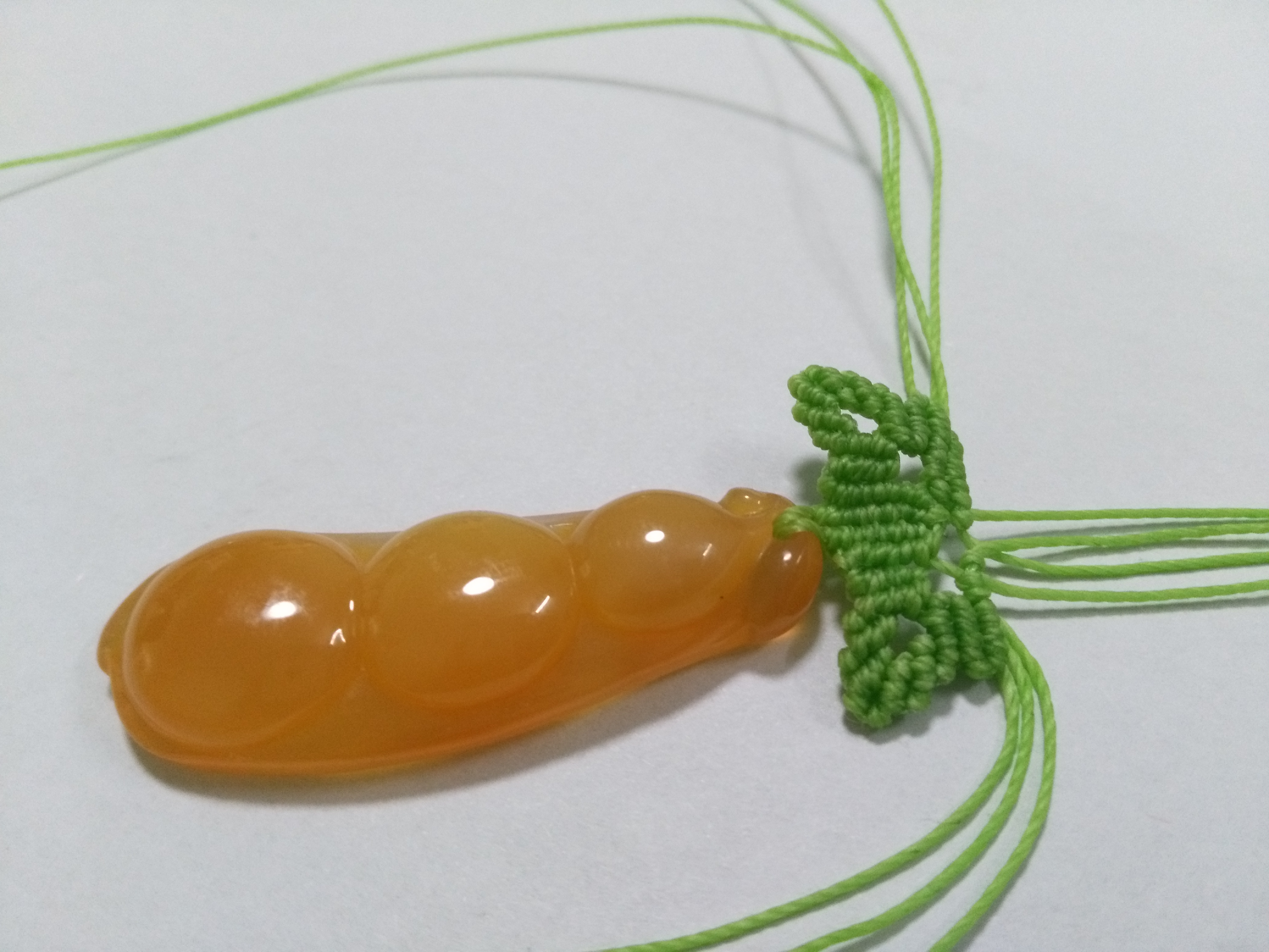 玛瑙豆子编手机吊坠法教程,玉豌豆吊坠怎么编绳