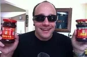 老干妈在监狱的地位,老干妈在美国监狱的影响力视频