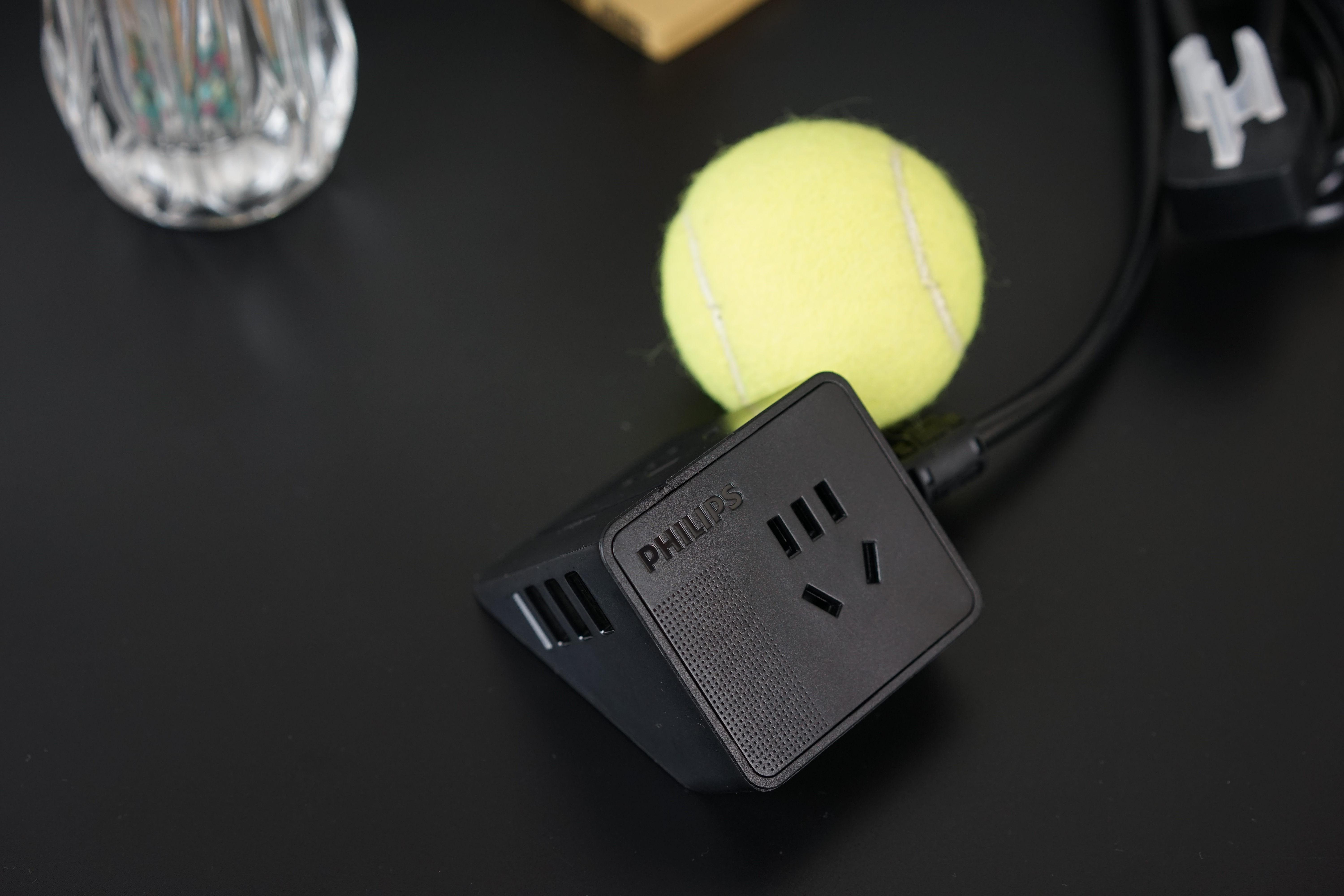 飞利浦超薄无线插座,多用插孔插座推荐飞利浦