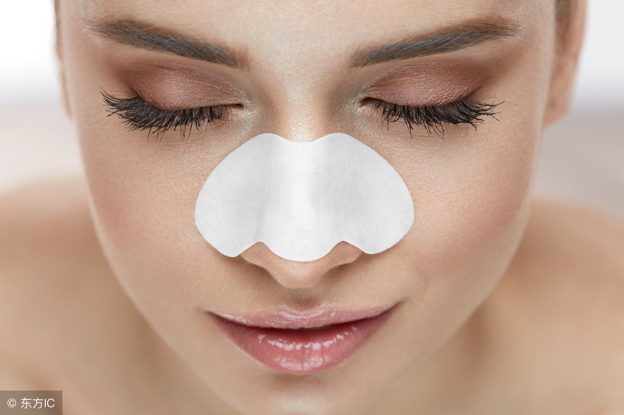 鼻子上挤出的“白色条状物”，原来是这东西