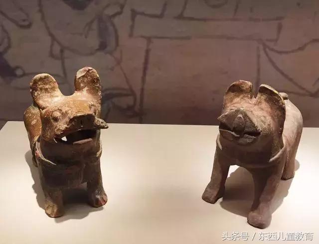 和女儿在小区散步被邻居的宠物狗咬了,划破皮都一定要去打针!