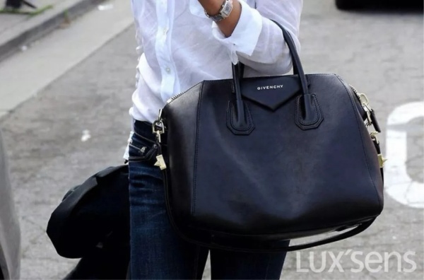 纪梵希包包鞋子哪个国家买最便宜,想买纪梵希口红不知道买哪款