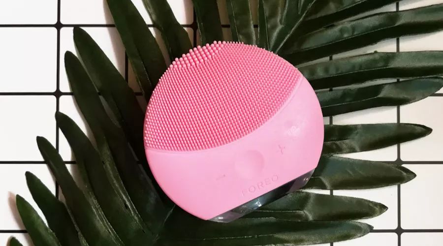 张韶涵在崩溃的时候怎么走出来的 (张韶涵自律到底有多强大)