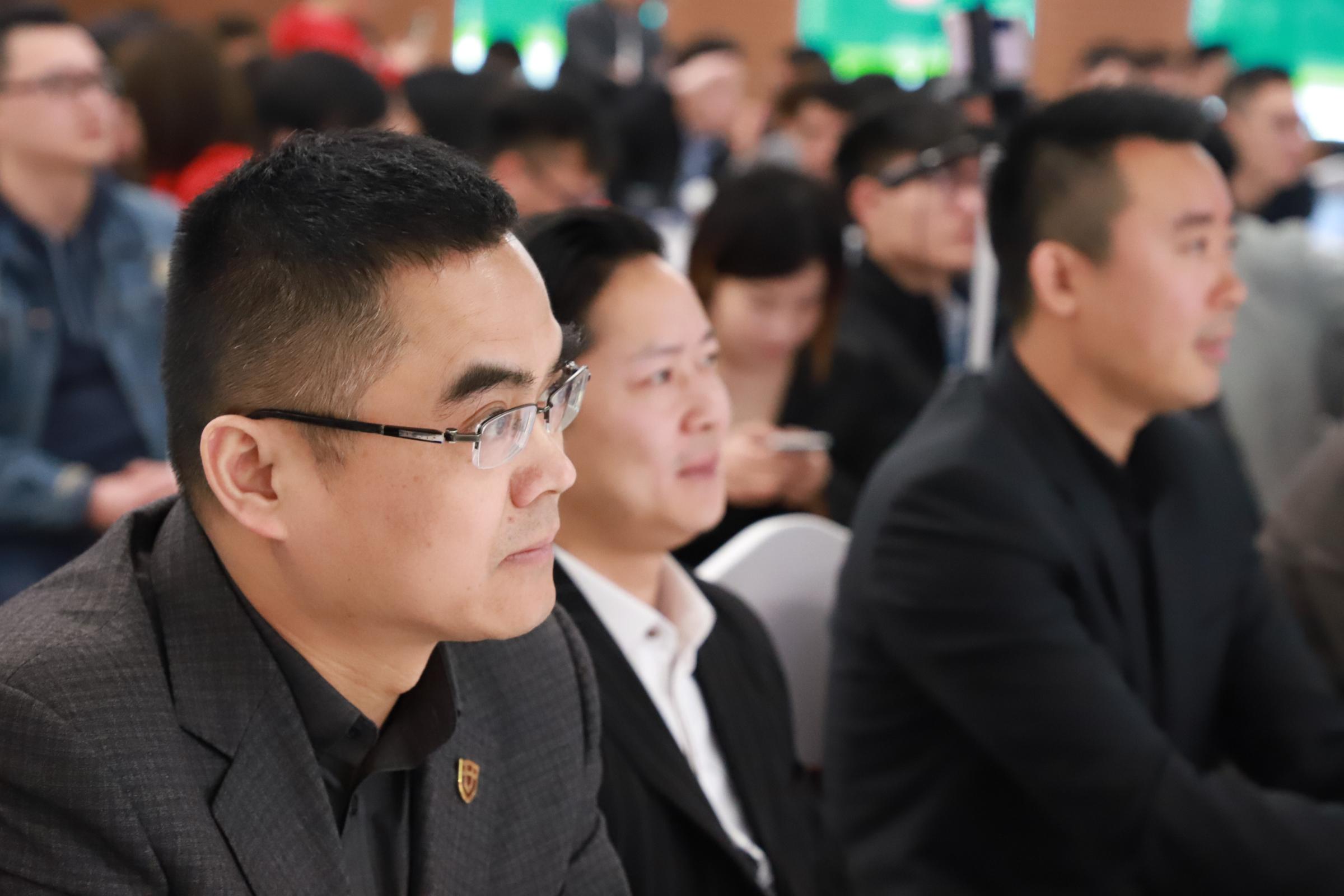 世友、圣都携手“钱塘圣世”，品质钜惠献礼春日健康生活