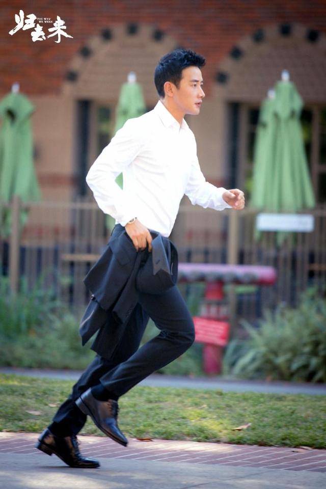 唐嫣罗晋官宣前合体,唐嫣罗晋新戏开拍