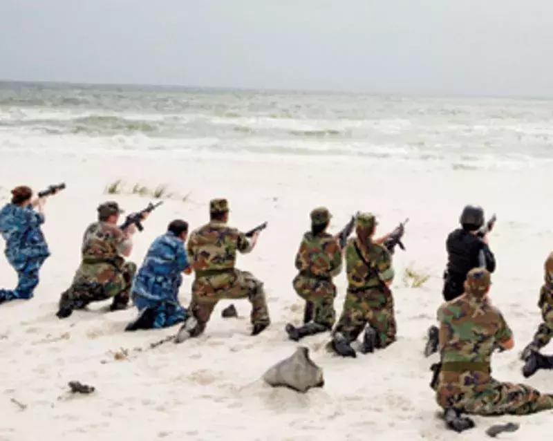 环太平洋和环大西洋哪个是正品,环大西洋类似的山寨电影