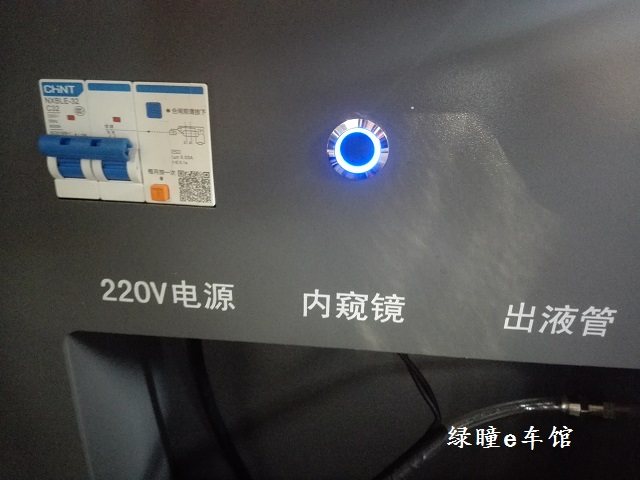 奔驰原厂空调系统清洗,奔驰汽车春季空调清洗