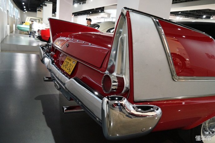 汽车博物馆带你了解蝙蝠侠战车,汽车博物馆蝙蝠侠战车