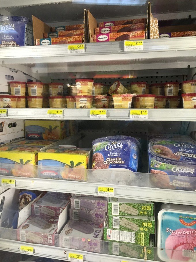 宝贝喜欢小金鱼,宝贝喜欢玩水