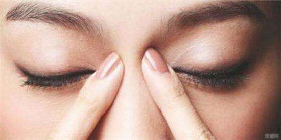 眼霜怎么使用才是正确的方法,如何使用眼霜的正确用法