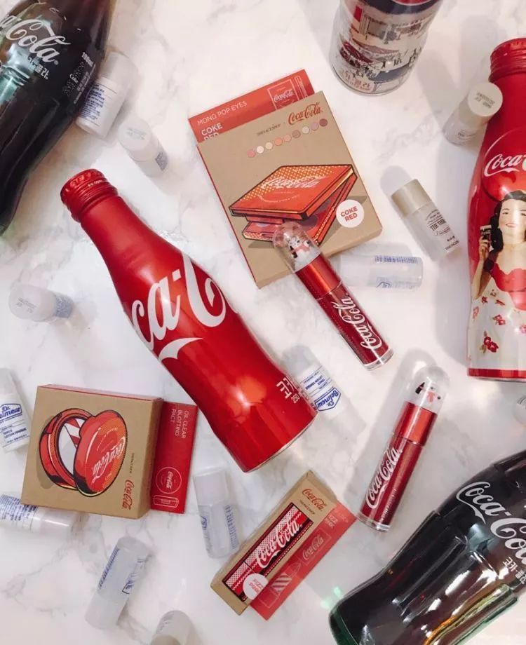 可口可乐和雪碧cp日常,可口可乐和哪个品牌联名