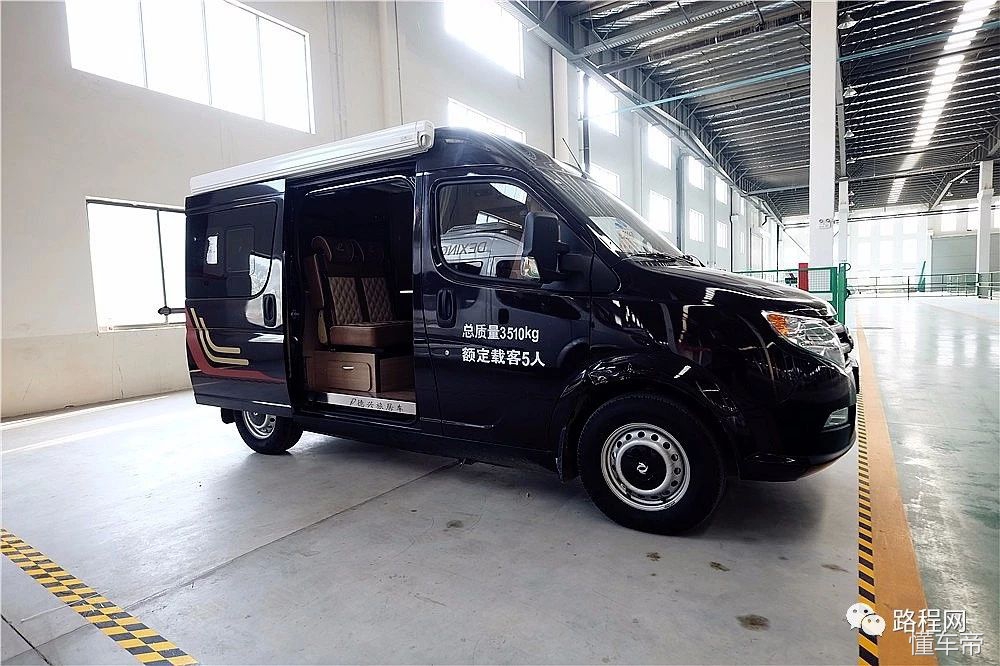 东风御风柴油手动挡房车带卫生间,德兴东风房车