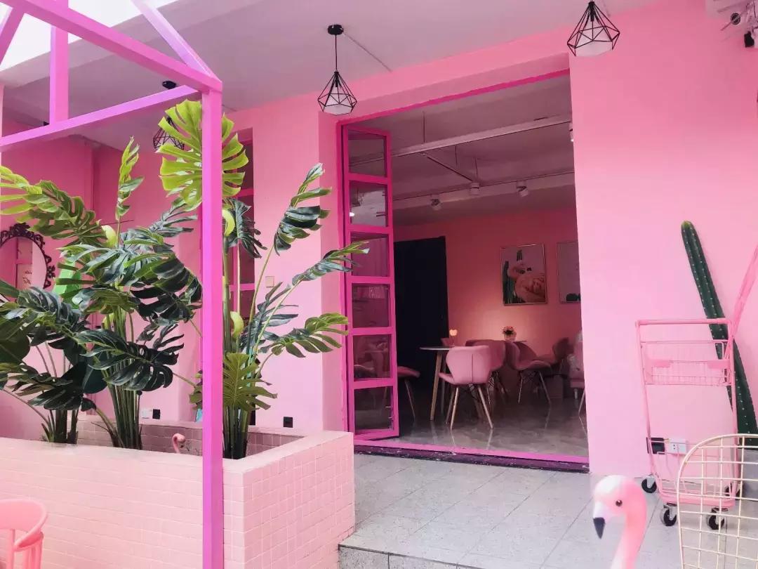 听说大理古城开了一家ins风粉红茶店,颜值逆天！