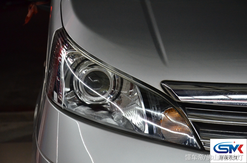 日产nv200小灯为什么常亮,nv200小灯怎么拆