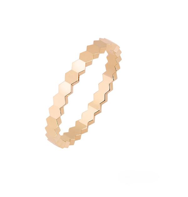 价格亲民的首饰品牌,贵的奢侈品首饰