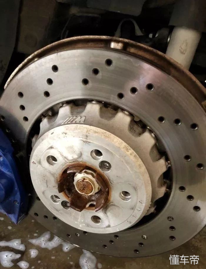 自己动手丰衣足食！M4排气阀门控制器DIY,清洗刹车详解！